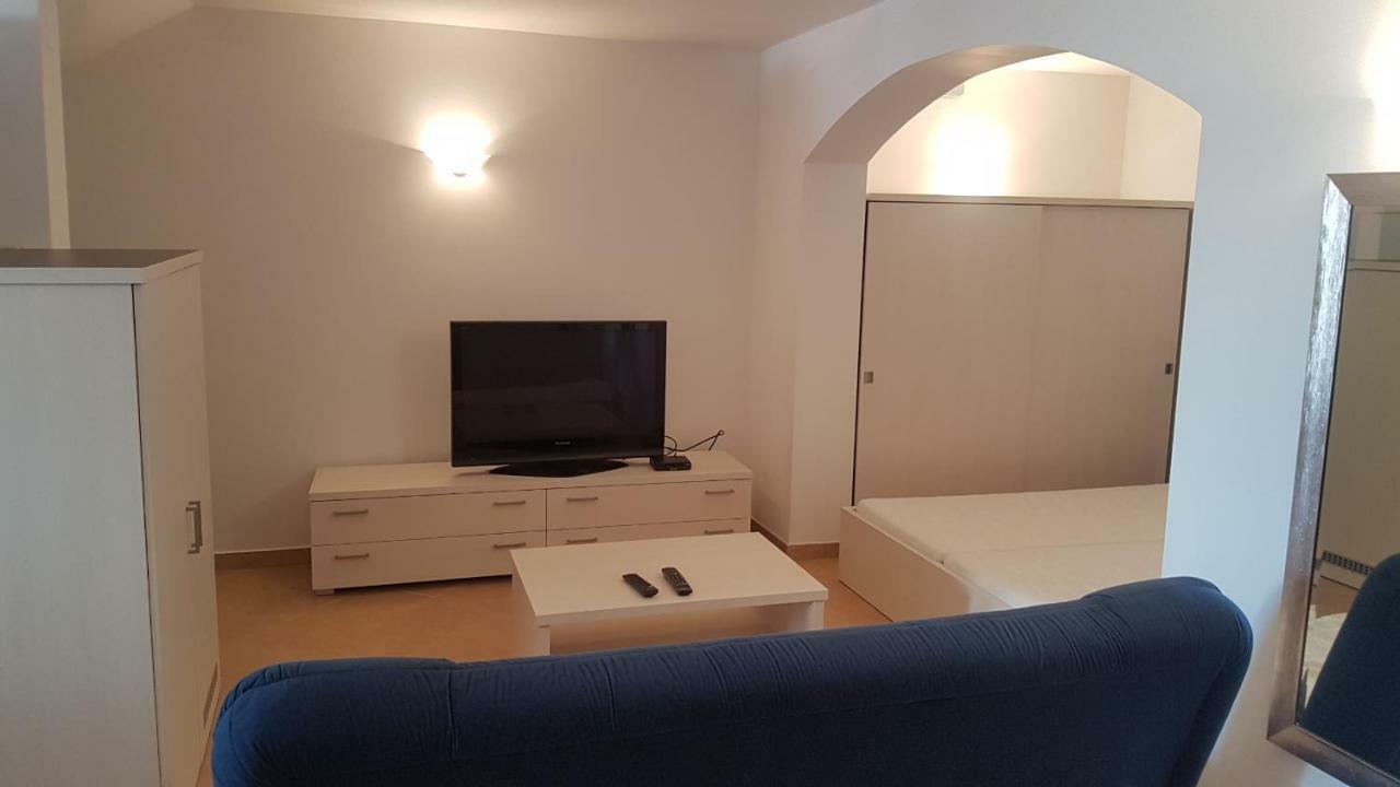 Apartment Katarina เซร์เวนีเวอร์ ภายนอก รูปภาพ